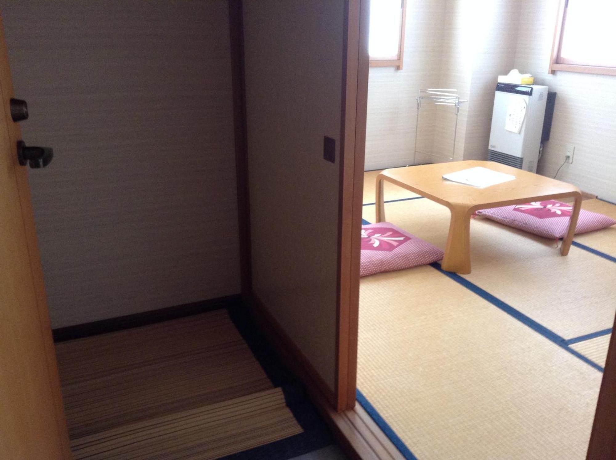 ホテル ピーナッツハウス　くまくま 野沢温泉村 部屋 写真